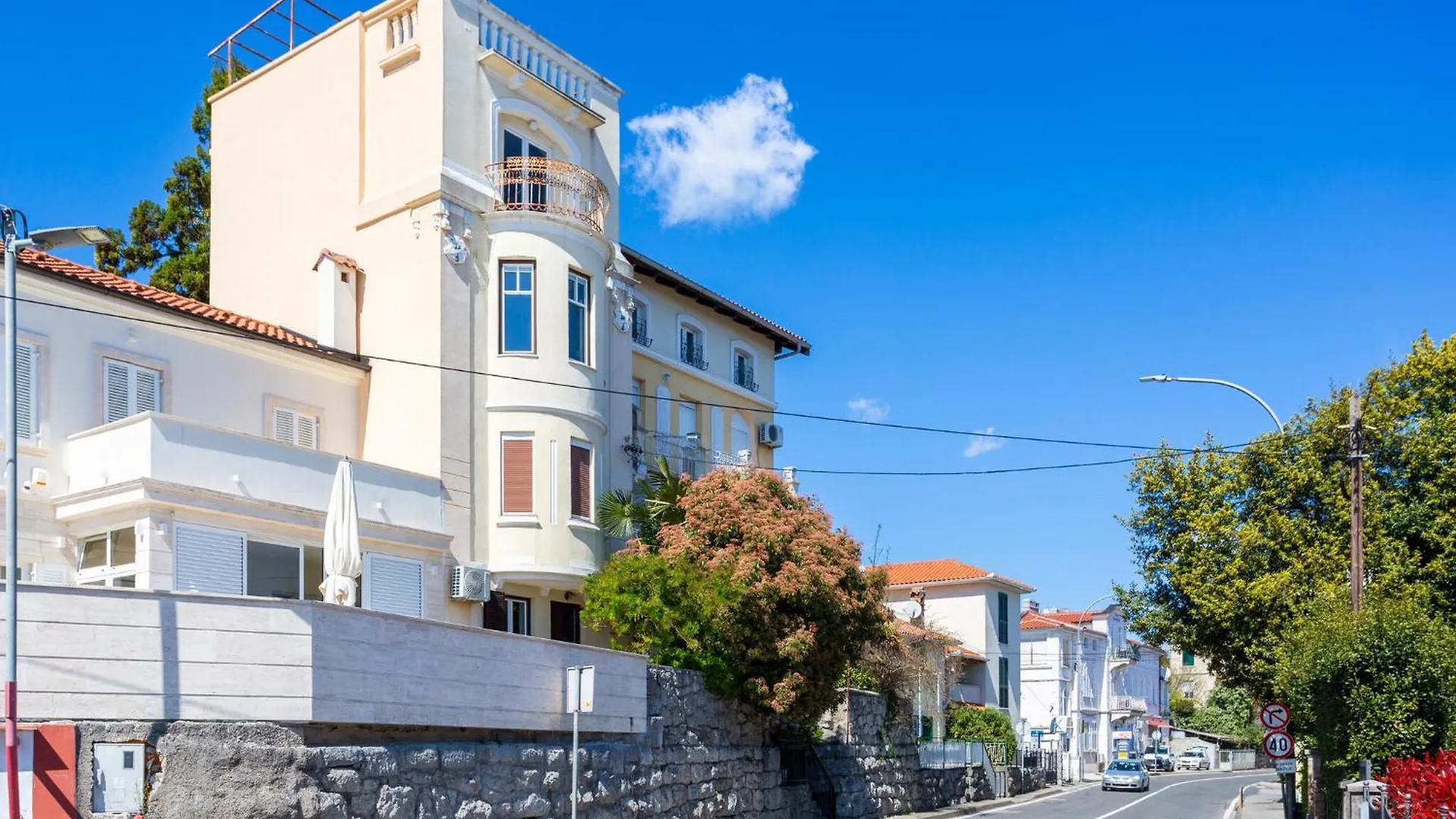 Nice Apartment In Opatija With Wifi 0*,  Croaţia